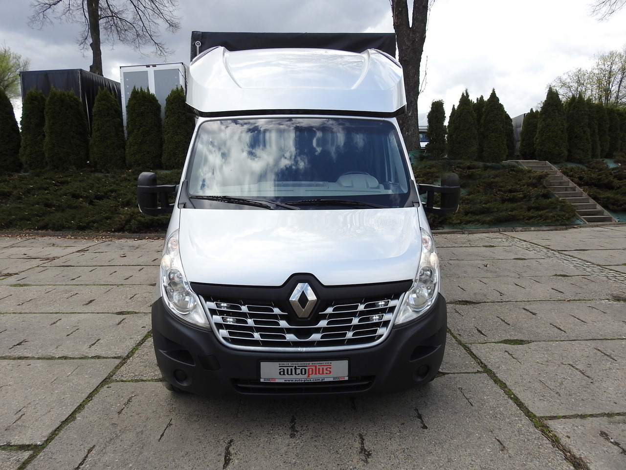RENAULT MASTER TARPAULIN 8 PALLETS WEBASTO CRUISE CONTROL NAVIGATION AIR CONDITIONING PNEUMATICS 170HP - Dostavno vozilo s ponjavo: slika 5 RENAULT MASTER TARPAULIN 8 PALLETS WEBASTO CRUISE CONTROL NAVIGATION AIR CONDITIONING PNEUMATICS 170HP - Dostavno vozilo s ponjavo: slika 5