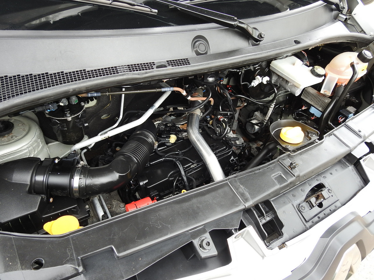 Dostavno vozilo s ponjavo RENAULT MASTER TARPAULIN 8 PALLETS WEBASTO CRUISE CONTROL NAVIGATION AIR CONDITIONING PNEUMATICS 170HP: slika 24 Dostavno vozilo s ponjavo RENAULT MASTER TARPAULIN 8 PALLETS WEBASTO CRUISE CONTROL NAVIGATION AIR CONDITIONING PNEUMATICS 170HP: slika 24