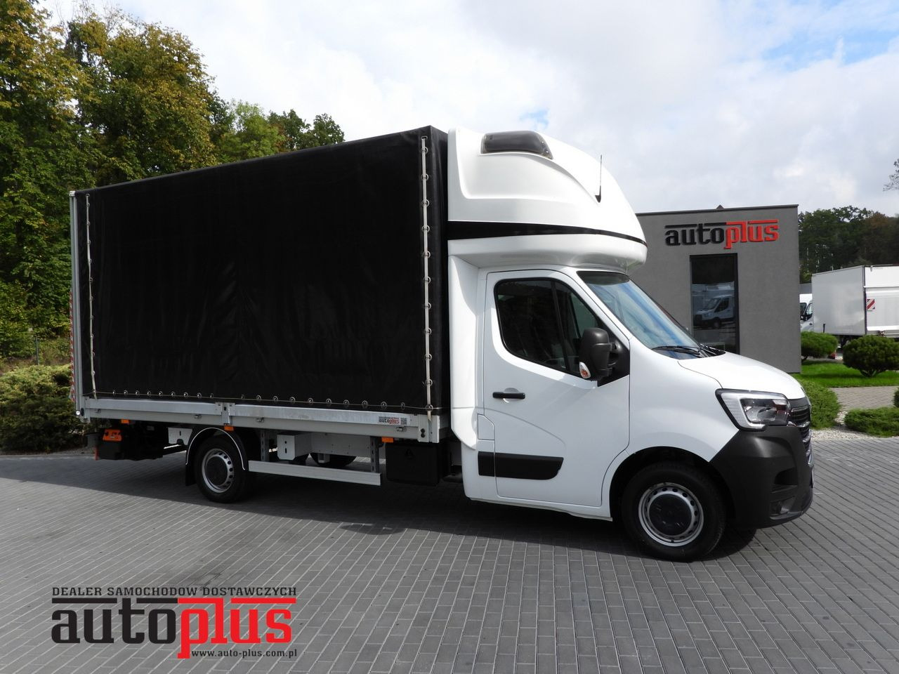 RENAULT MASTER TARPAULIN LIFT 9 PALLETS WEBASTO CRUISE CONTROL LED LIGHTS PNEUMATICS AIR CONDITIONING 165HP - Dostavno vozilo s ponjavo: slika 1 RENAULT MASTER TARPAULIN LIFT 9 PALLETS WEBASTO CRUISE CONTROL LED LIGHTS PNEUMATICS AIR CONDITIONING 165HP - Dostavno vozilo s ponjavo: slika 1