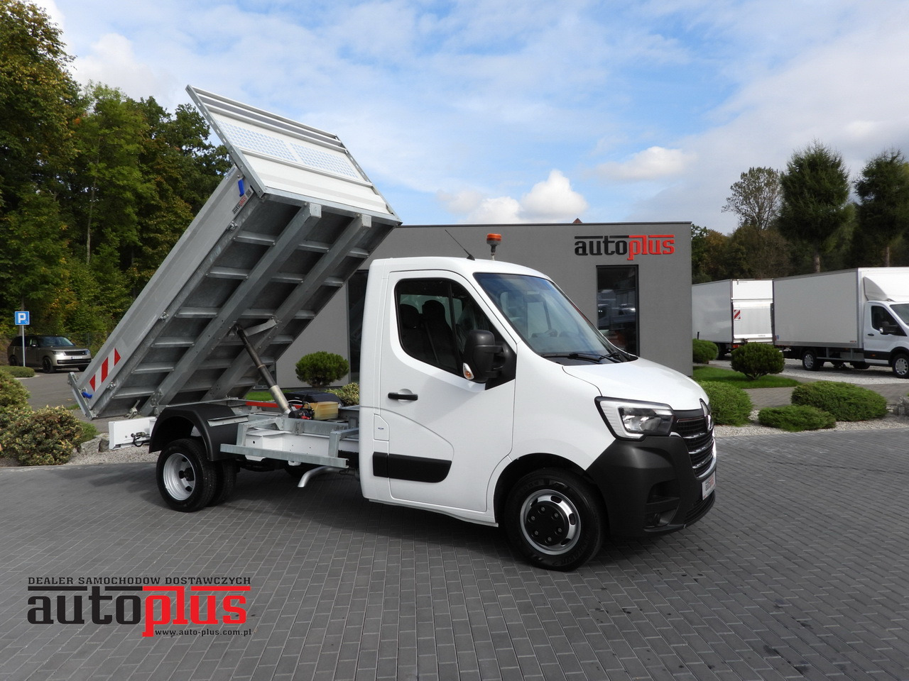 RENAULT MASTER TIPPER CRUISE CONTROL LED LIGHTS TWIN WHEELS AIR CONDITIONING 130HP - Dostavno vozilo prekucnik: slika 1 RENAULT MASTER TIPPER CRUISE CONTROL LED LIGHTS TWIN WHEELS AIR CONDITIONING 130HP - Dostavno vozilo prekucnik: slika 1
