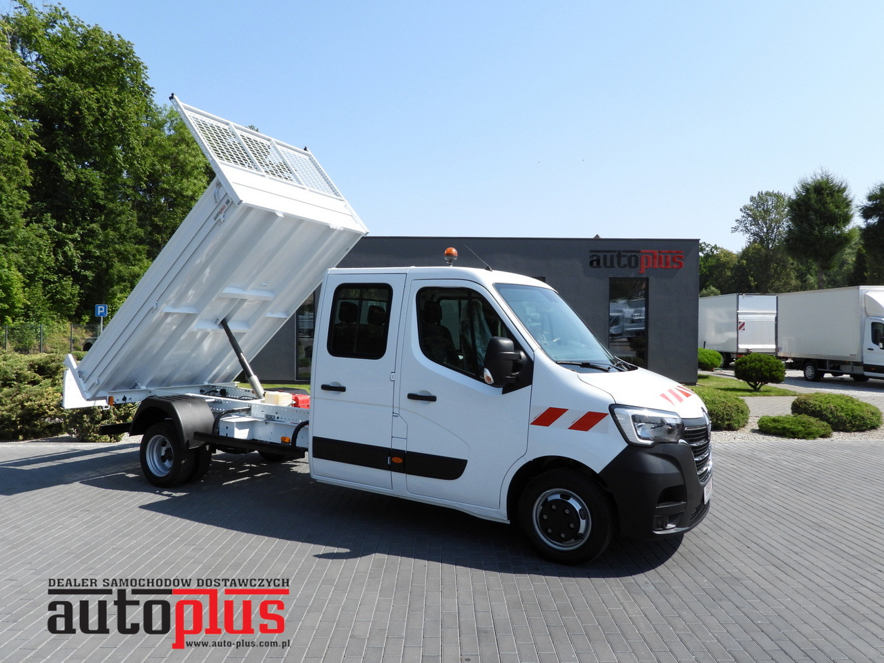RENAULT MASTER TIPPER DOUBLE CABIN DOKA 6 SEATS CRUISE CONTROL LED LIGHTS TWIN WHEELS AIR CONDITIONING 130HP - Dostavno vozilo prekucnik: slika 1 RENAULT MASTER TIPPER DOUBLE CABIN DOKA 6 SEATS CRUISE CONTROL LED LIGHTS TWIN WHEELS AIR CONDITIONING 130HP - Dostavno vozilo prekucnik: slika 1