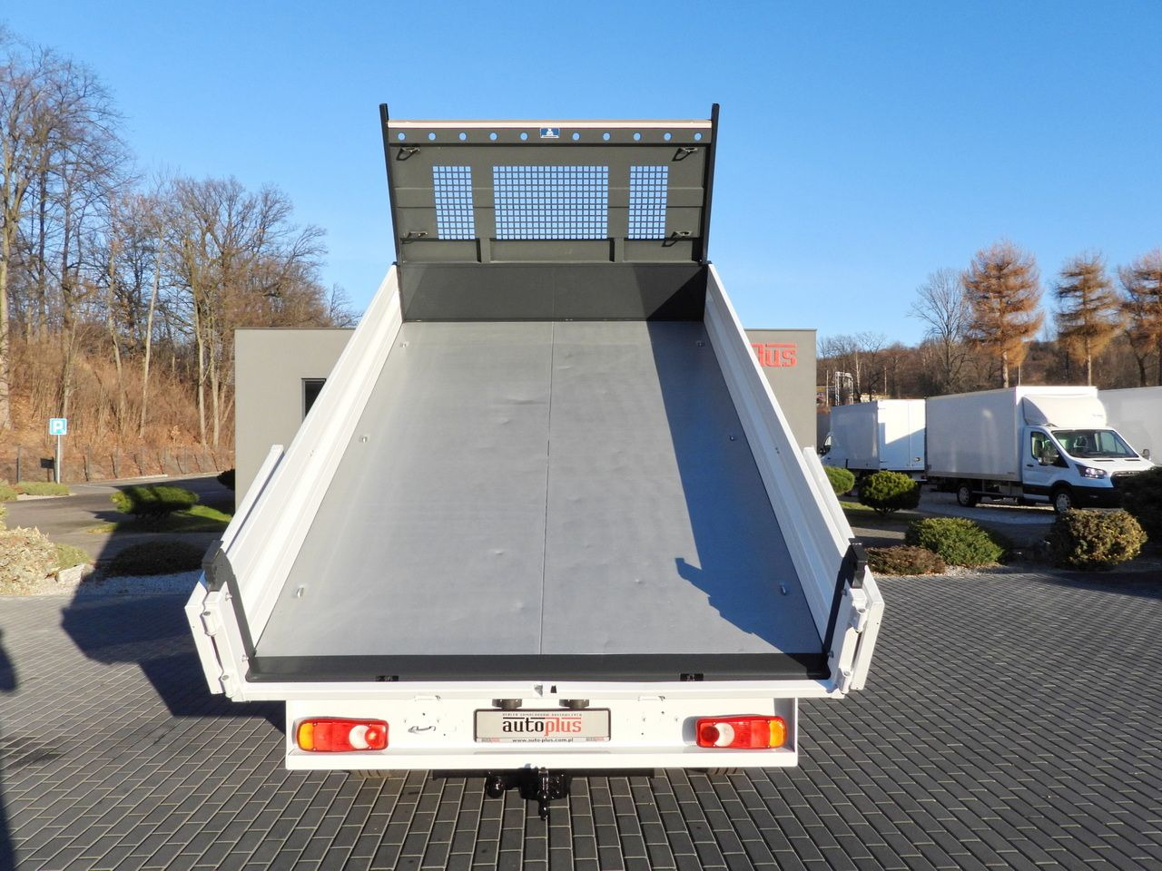 Dostavno vozilo prekucnik RENAULT MASTER TIPPER DOUBLE CABIN DOKA 7 SEATS CRUISE CONTROL AIR CONDITIONING 145HP: slika 12 Dostavno vozilo prekucnik RENAULT MASTER TIPPER DOUBLE CABIN DOKA 7 SEATS CRUISE CONTROL AIR CONDITIONING 145HP: slika 12