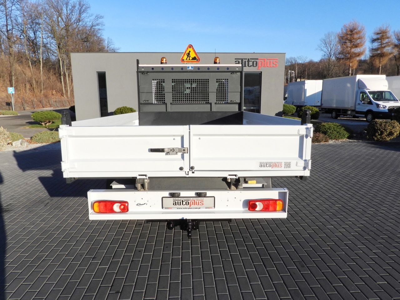 Dostavno vozilo prekucnik RENAULT MASTER TIPPER DOUBLE CABIN DOKA 7 SEATS CRUISE CONTROL AIR CONDITIONING 145HP: slika 10 Dostavno vozilo prekucnik RENAULT MASTER TIPPER DOUBLE CABIN DOKA 7 SEATS CRUISE CONTROL AIR CONDITIONING 145HP: slika 10