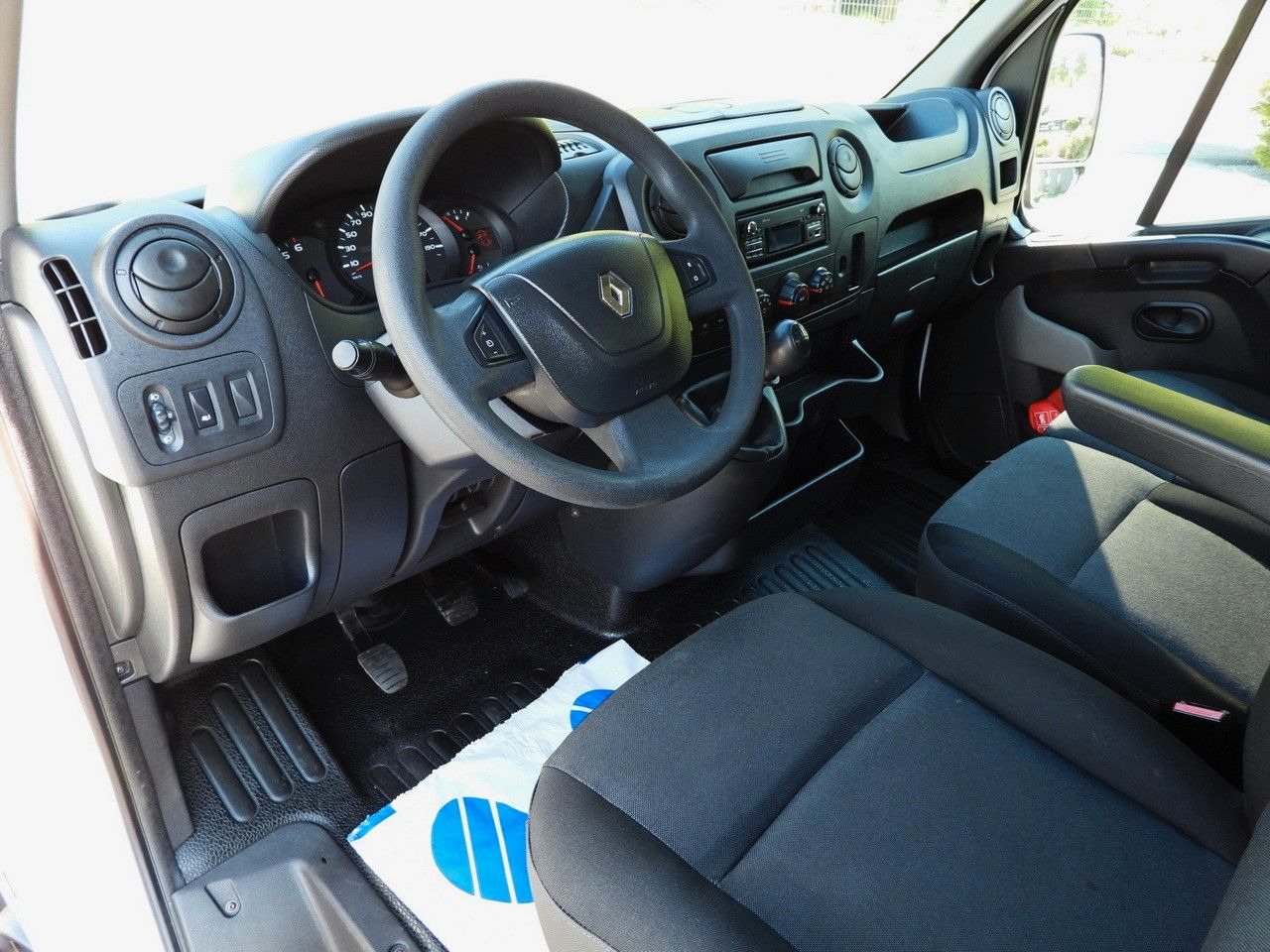 Renault MASTER KIPPER TEMPOMAT ZWILLINGSRÄDER - Dostavno vozilo prekucnik: slika 2 Renault MASTER KIPPER TEMPOMAT ZWILLINGSRÄDER - Dostavno vozilo prekucnik: slika 2