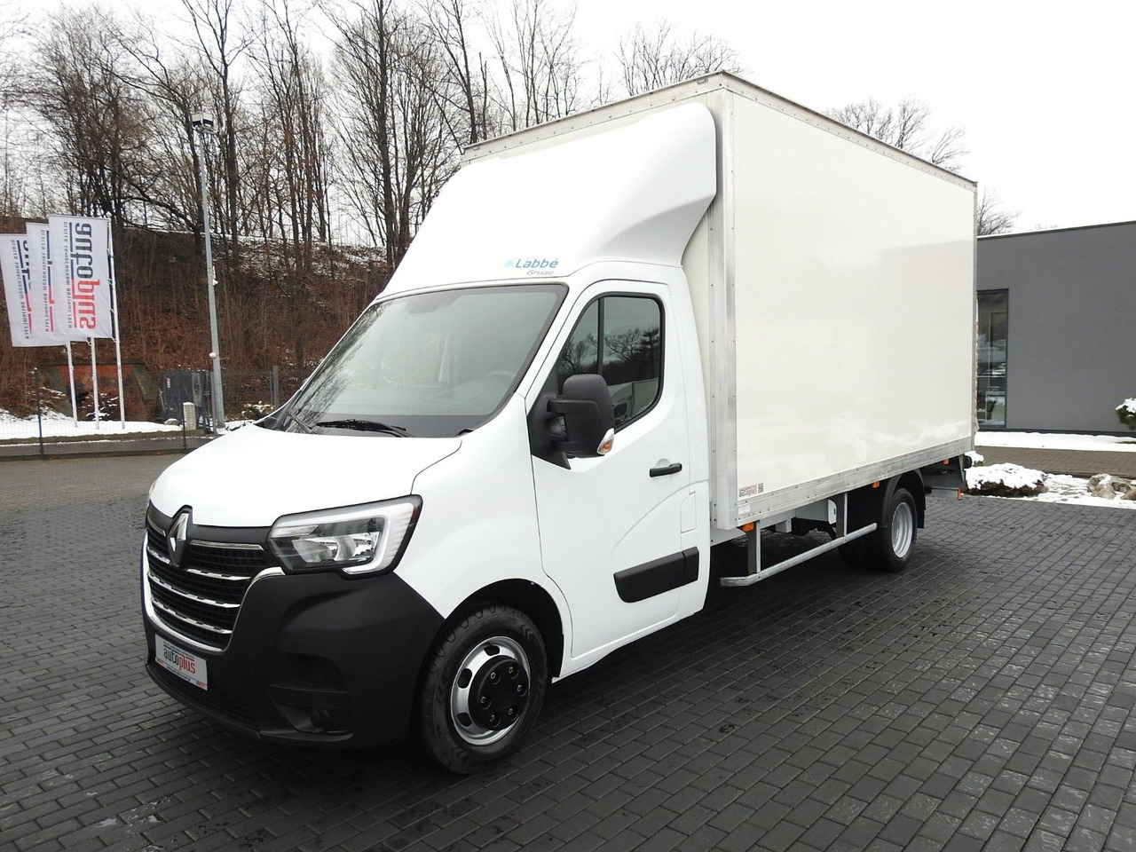 Nov Dostavno vozilo z zabojnikom Renault MASTER  KOFFER AUFZUG 8 PALETTEN TEMPOMAT NAVI: slika 6