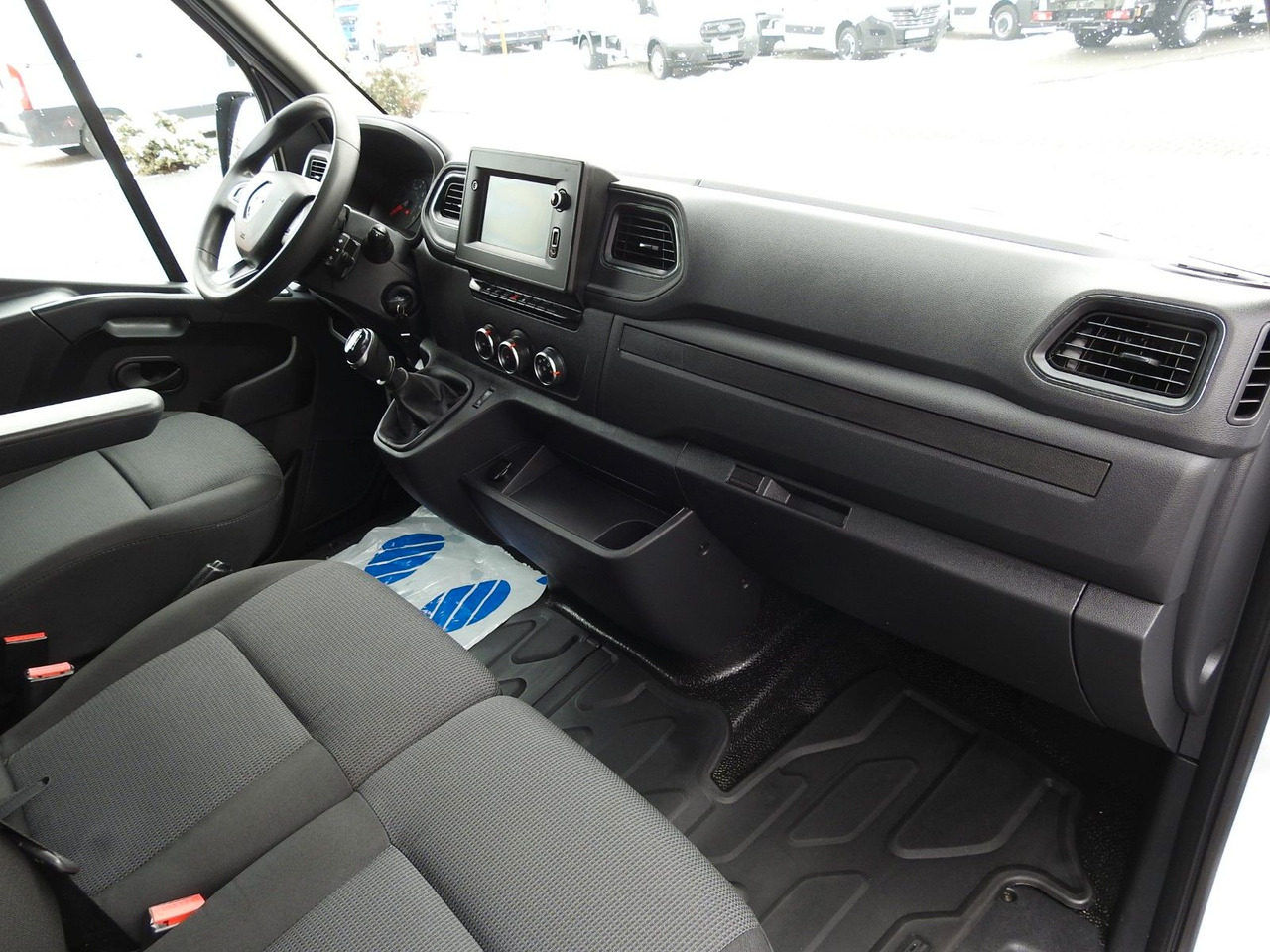 Nov Dostavno vozilo z zabojnikom Renault MASTER  KOFFER AUFZUG 8 PALETTEN TEMPOMAT NAVI: slika 28