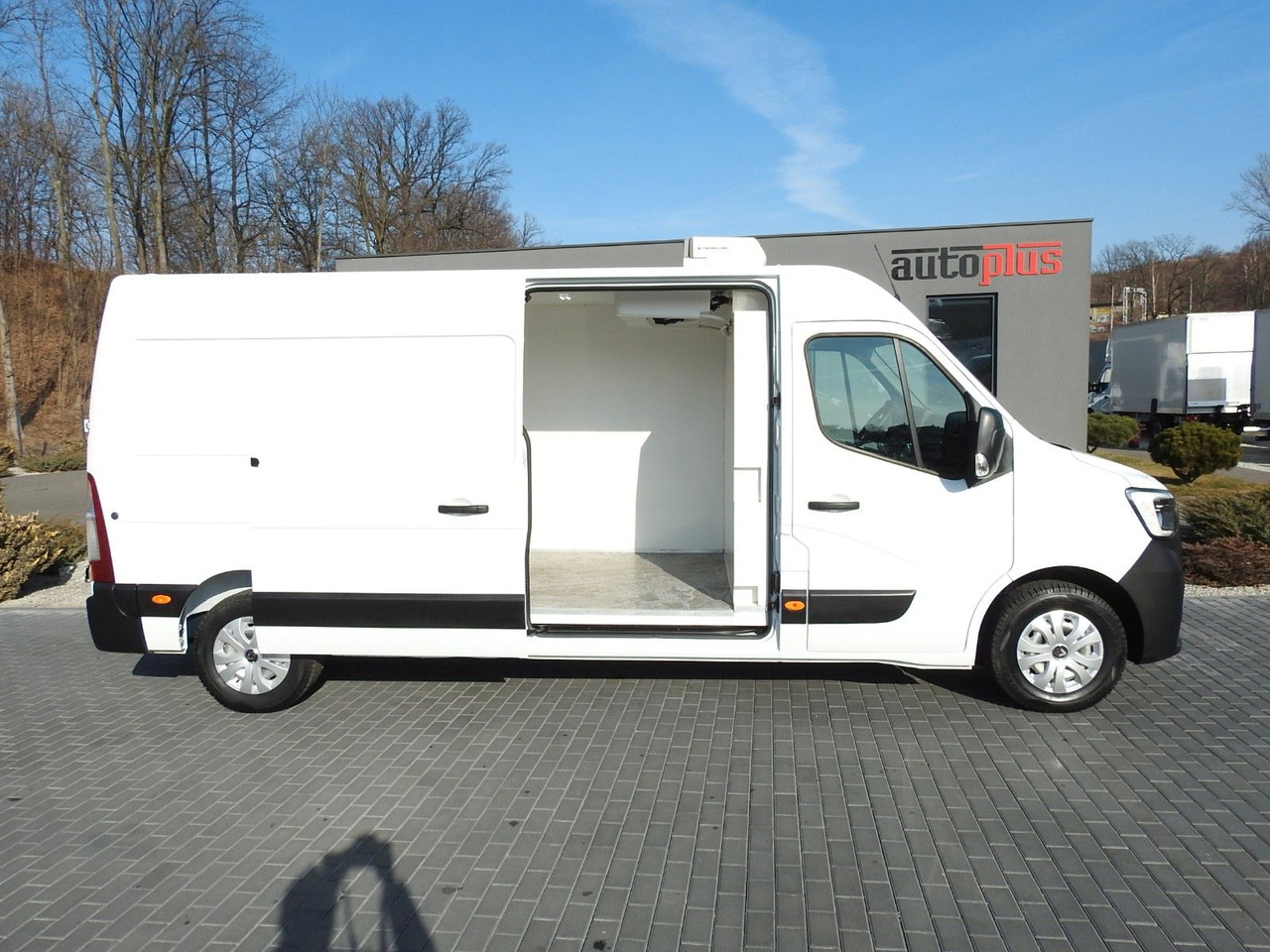 Hladilno vozilo Renault MASTER  KÜHLKASTENWAGEN 0*C LED LICHTER  A/C Renault MASTER  KÜHLKASTENWAGEN 0*C LED LICHTER  A/C: slika 8