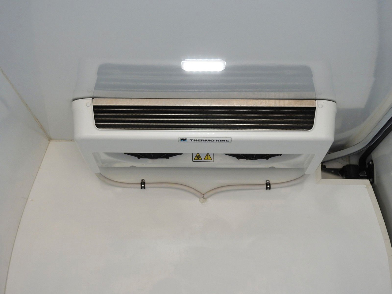 Hladilno vozilo Renault MASTER  KÜHLKASTENWAGEN 0*C LED LICHTER  A/C Renault MASTER  KÜHLKASTENWAGEN 0*C LED LICHTER  A/C: slika 18