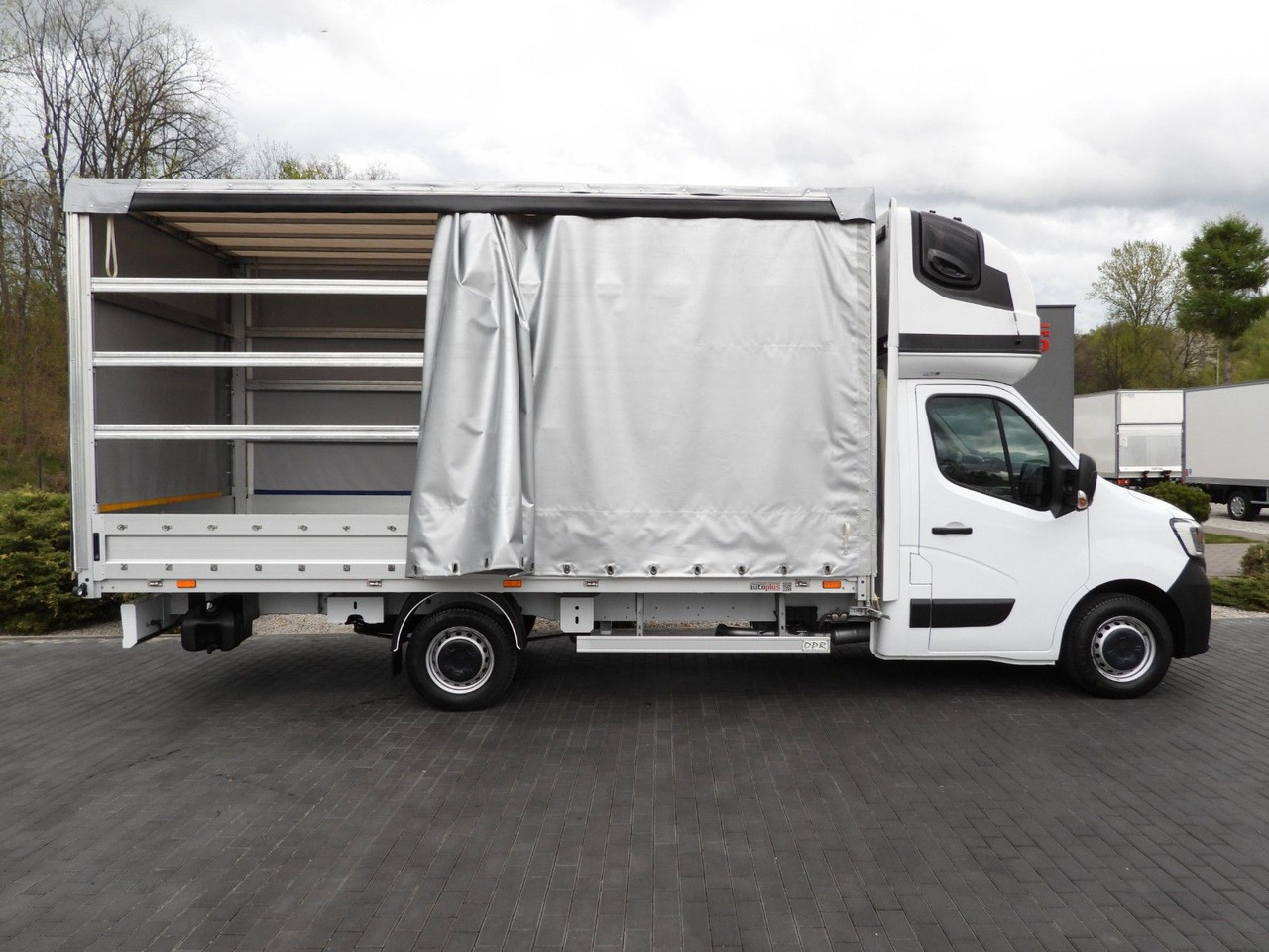 Dostavno vozilo s ponjavo Renault MASTER  PRITSCHE PLANE 10 PALETTEN WEBASTO  A/C: slika 8