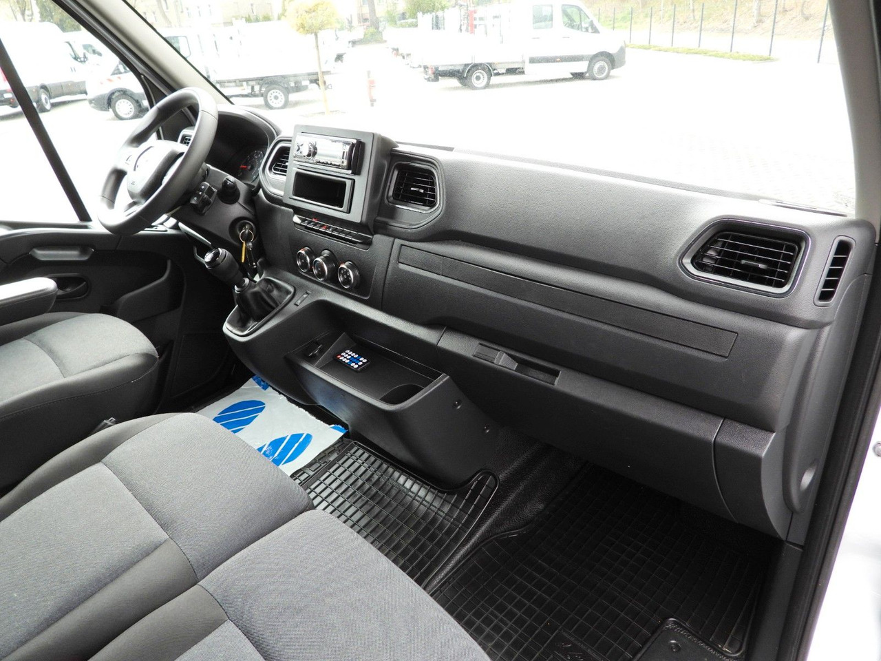 Dostavno vozilo s ponjavo Renault MASTER  PRITSCHE PLANE 10 PALETTEN WEBASTO  A/C: slika 26