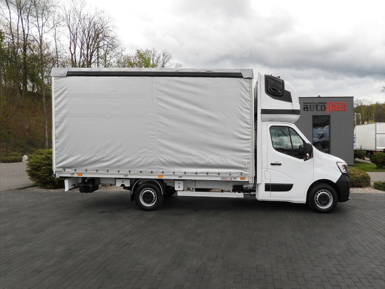 Dostavno vozilo s ponjavo Renault MASTER  PRITSCHE PLANE 10 PALETTEN WEBASTO  A/C: slika 7