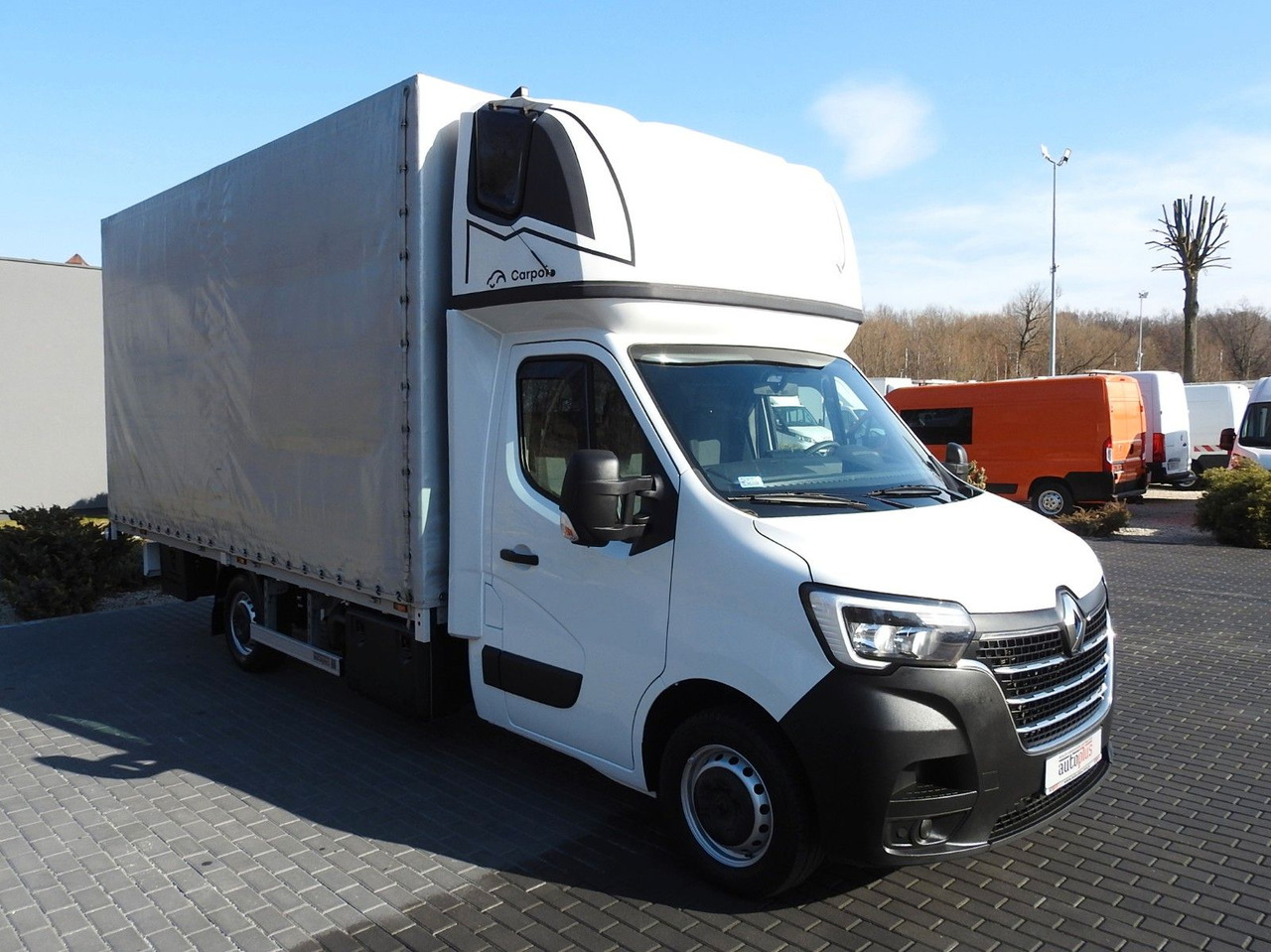 Renault MASTER PRITSCHE PLANE 10 PALETTEN WEBASTO - Dostavno vozilo s ponjavo: slika 4 Renault MASTER PRITSCHE PLANE 10 PALETTEN WEBASTO - Dostavno vozilo s ponjavo: slika 4