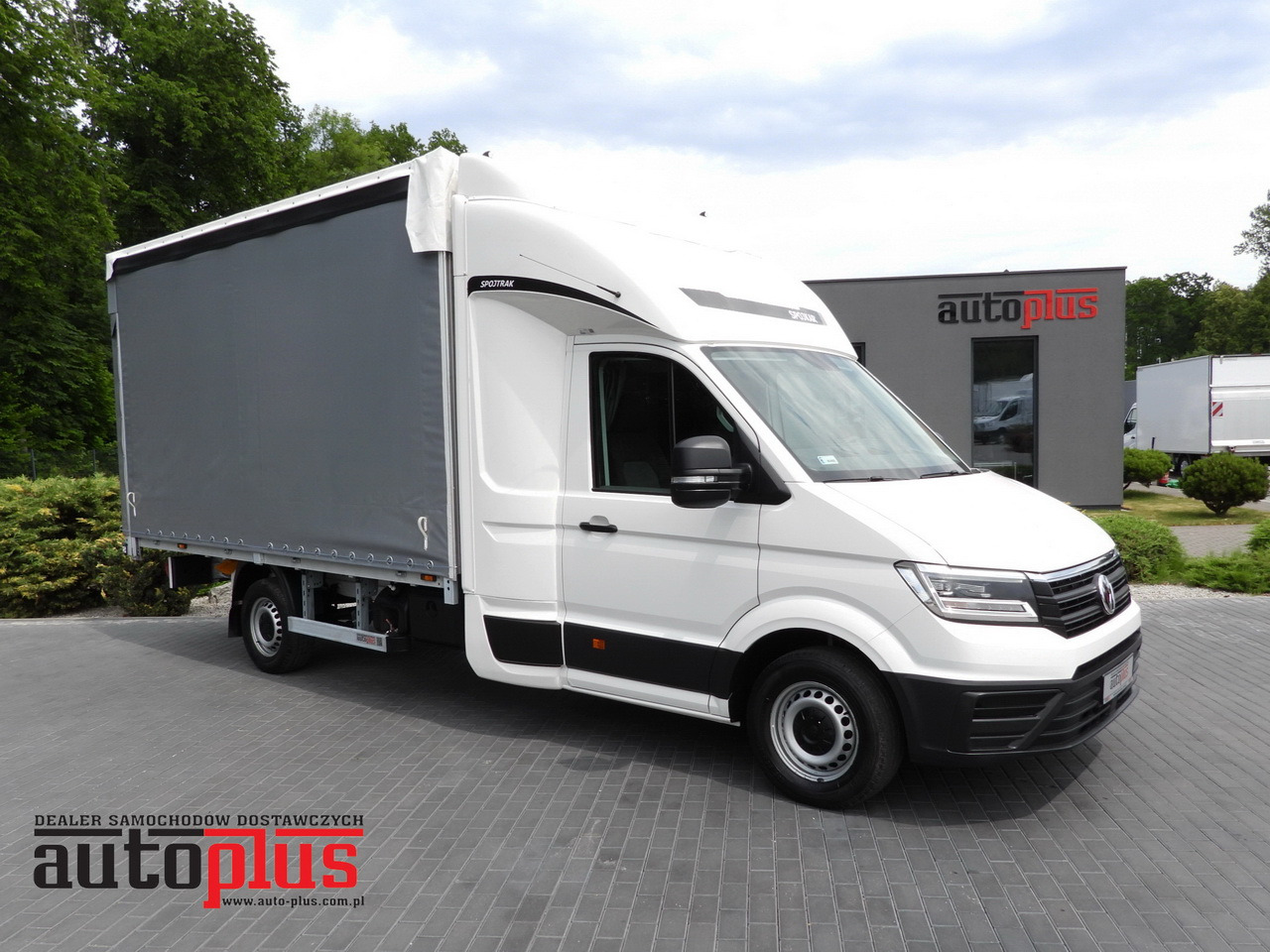 VOLKSWAGEN CRAFTER TARPAULIN 8 PALLETS CRUISE CONTROL LED LIGHTS AIR CONDITIONING 180HP - Dostavno vozilo s ponjavo: slika 1 VOLKSWAGEN CRAFTER TARPAULIN 8 PALLETS CRUISE CONTROL LED LIGHTS AIR CONDITIONING 180HP - Dostavno vozilo s ponjavo: slika 1