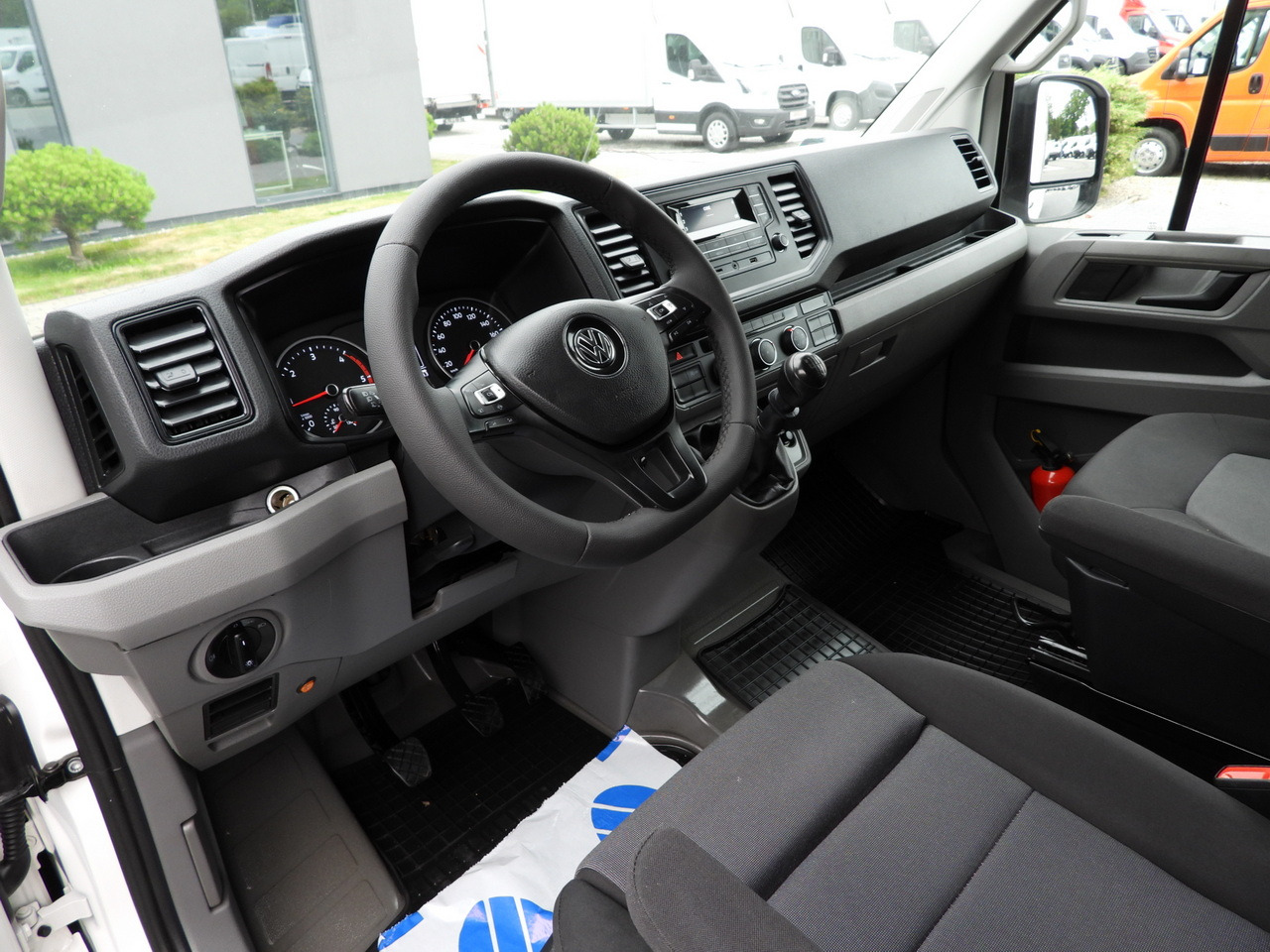 VOLKSWAGEN CRAFTER TARPAULIN 8 PALLETS WEBASTO CRUISE CONTROL LED LIGHTS AIR CONDITIONING 180HP - Dostavno vozilo s ponjavo: slika 2 VOLKSWAGEN CRAFTER TARPAULIN 8 PALLETS WEBASTO CRUISE CONTROL LED LIGHTS AIR CONDITIONING 180HP - Dostavno vozilo s ponjavo: slika 2