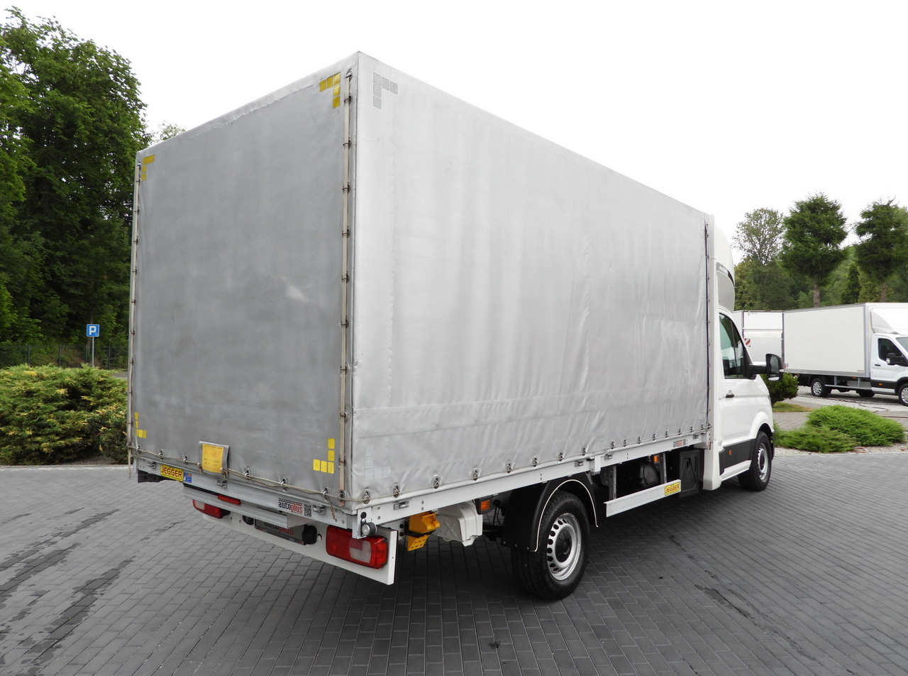 VOLKSWAGEN CRAFTER TARPAULIN 8 PALLETS WEBASTO CRUISE CONTROL LED LIGHTS AIR CONDITIONING 180HP - Dostavno vozilo s ponjavo: slika 3 VOLKSWAGEN CRAFTER TARPAULIN 8 PALLETS WEBASTO CRUISE CONTROL LED LIGHTS AIR CONDITIONING 180HP - Dostavno vozilo s ponjavo: slika 3