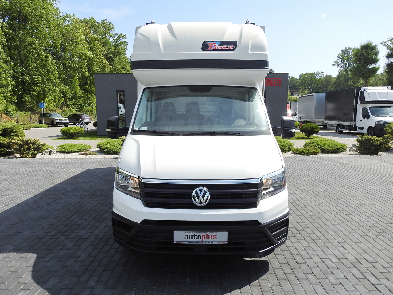 VOLKSWAGEN CRAFTER TARPAULIN LIFT 8 PALLETS WEBASTO CRUISE CONTROL 180HP - Dostavno vozilo s ponjavo: slika 5 VOLKSWAGEN CRAFTER TARPAULIN LIFT 8 PALLETS WEBASTO CRUISE CONTROL 180HP - Dostavno vozilo s ponjavo: slika 5
