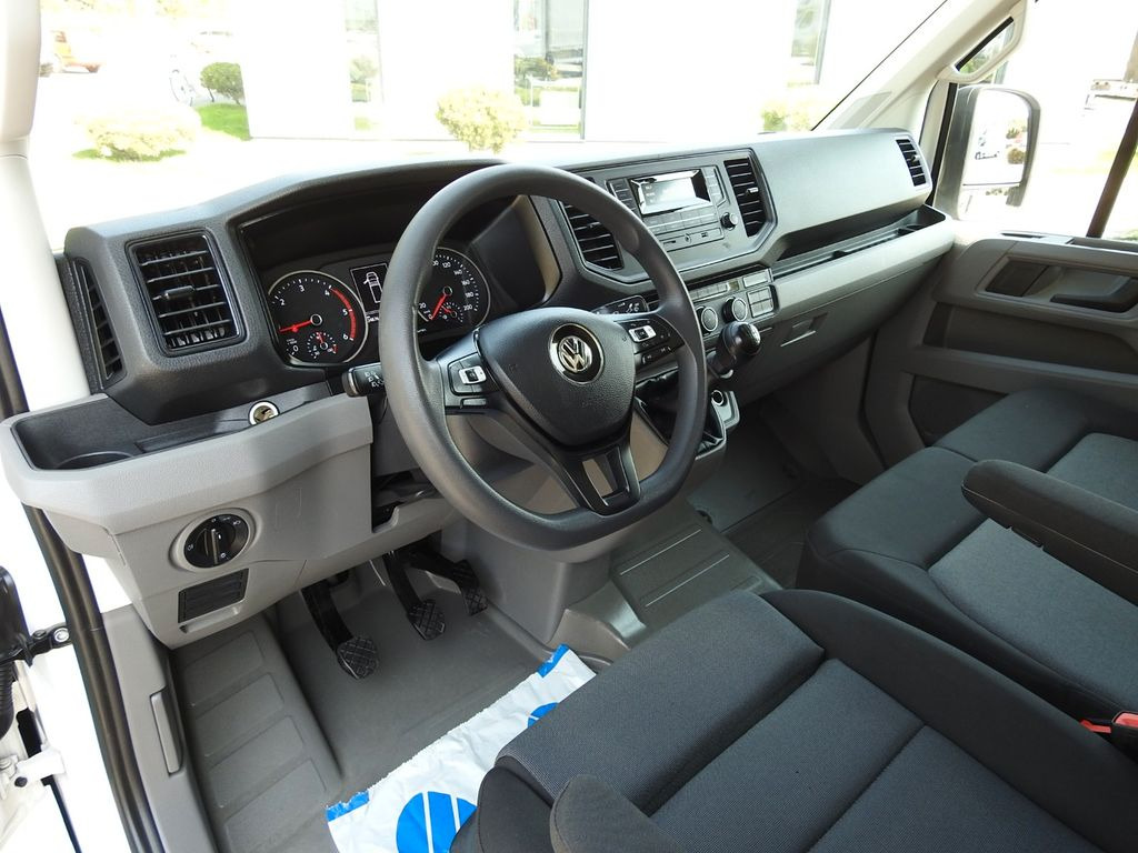 Volkswagen CRAFTER PRITSCHE PLANE 10 PALETTEN WEBASTO - Dostavno vozilo s ponjavo: slika 2 Volkswagen CRAFTER PRITSCHE PLANE 10 PALETTEN WEBASTO - Dostavno vozilo s ponjavo: slika 2