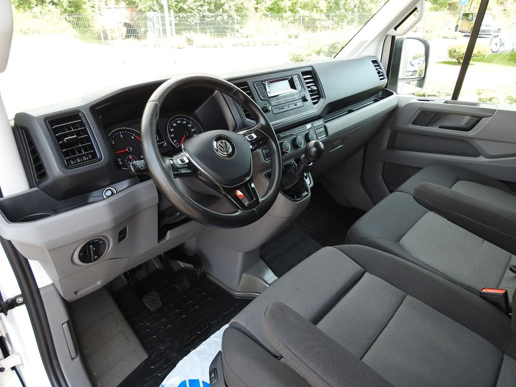 Volkswagen CRAFTER PRITSCHE PLANE AUFZUG 8 PALETTEN WEBASTO - Dostavno vozilo s ponjavo: slika 2 Volkswagen CRAFTER PRITSCHE PLANE AUFZUG 8 PALETTEN WEBASTO - Dostavno vozilo s ponjavo: slika 2