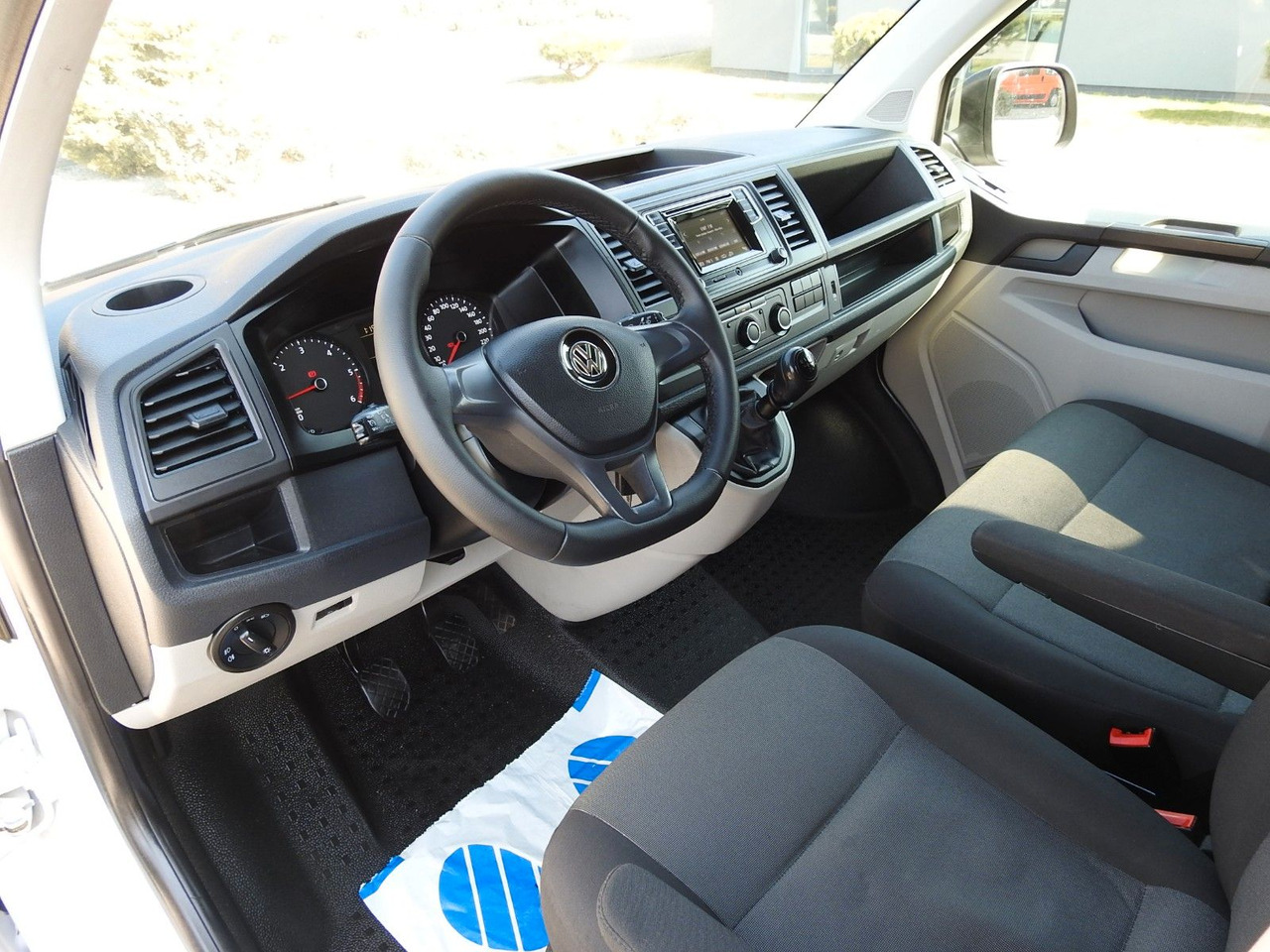 Volkswagen TRANSPORTER T6 KÜHLKASTENWAGEN 0*C TEMPOMAT - Hladilno vozilo: slika 2 Volkswagen TRANSPORTER T6 KÜHLKASTENWAGEN 0*C TEMPOMAT - Hladilno vozilo: slika 2