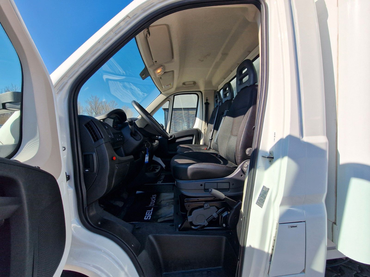 Dostavno vozilo z zabojnikom Citroën Jumper / Ladebordwand / 3 Sitzen / Klimaanlage: slika 17