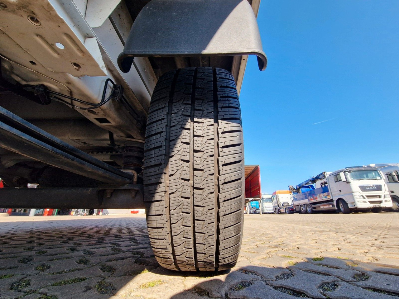 Dostavno vozilo z zabojnikom Citroën Jumper / Ladebordwand / 3 Sitzen / Klimaanlage: slika 29