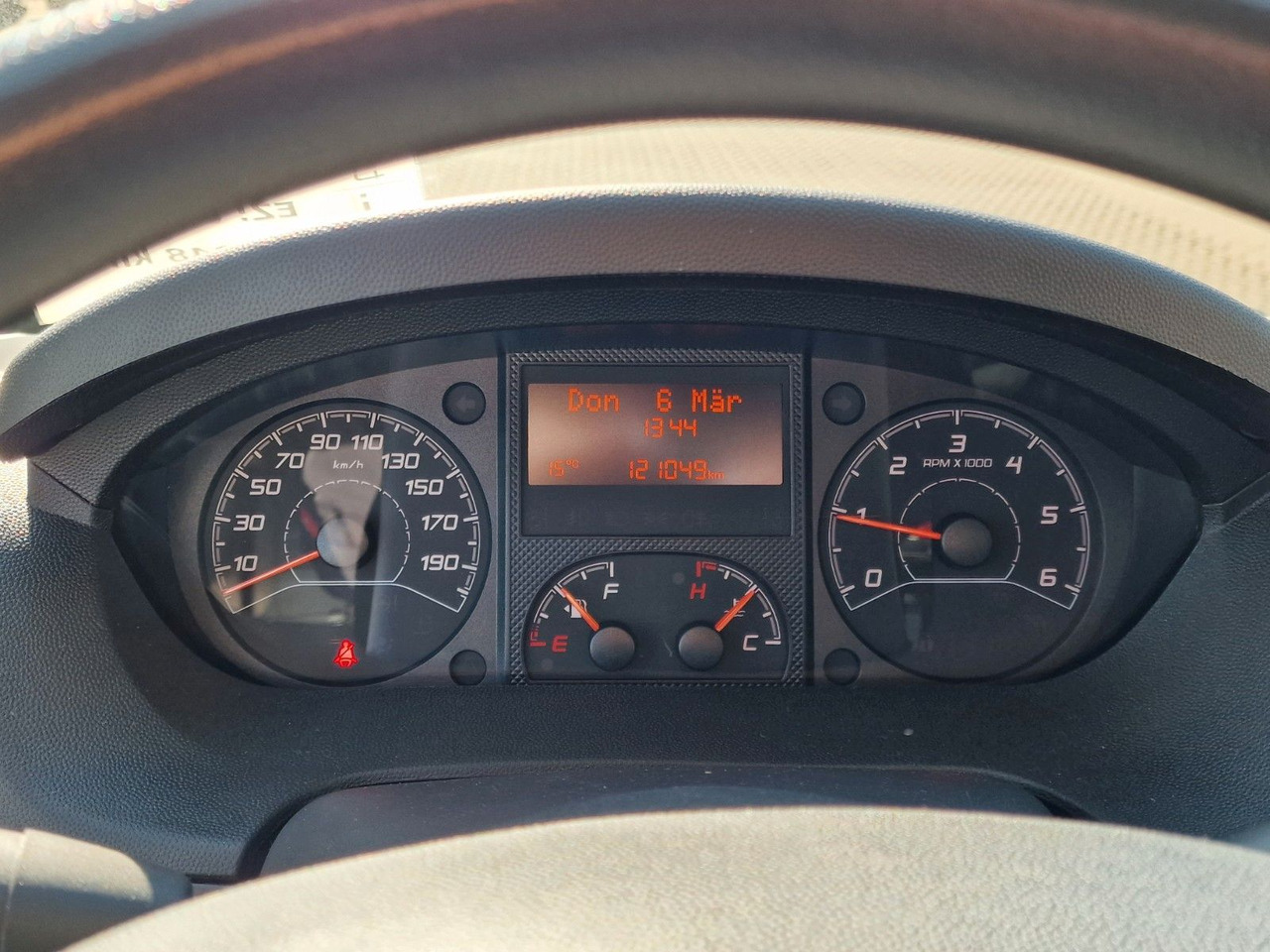 Dostavno vozilo z zabojnikom Citroën Jumper / Ladebordwand / 3 Sitzen / Klimaanlage: slika 24