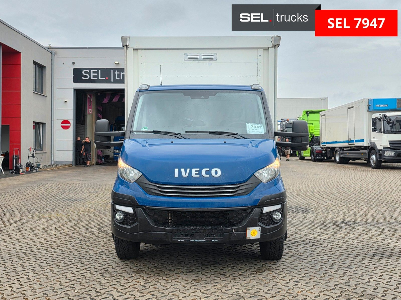 Iveco Daily 70C18 Hi-Matic / Ladebordwand / 3 Sitzen - Dostavno vozilo s ponjavo: slika 2 Iveco Daily 70C18 Hi-Matic / Ladebordwand / 3 Sitzen - Dostavno vozilo s ponjavo: slika 2
