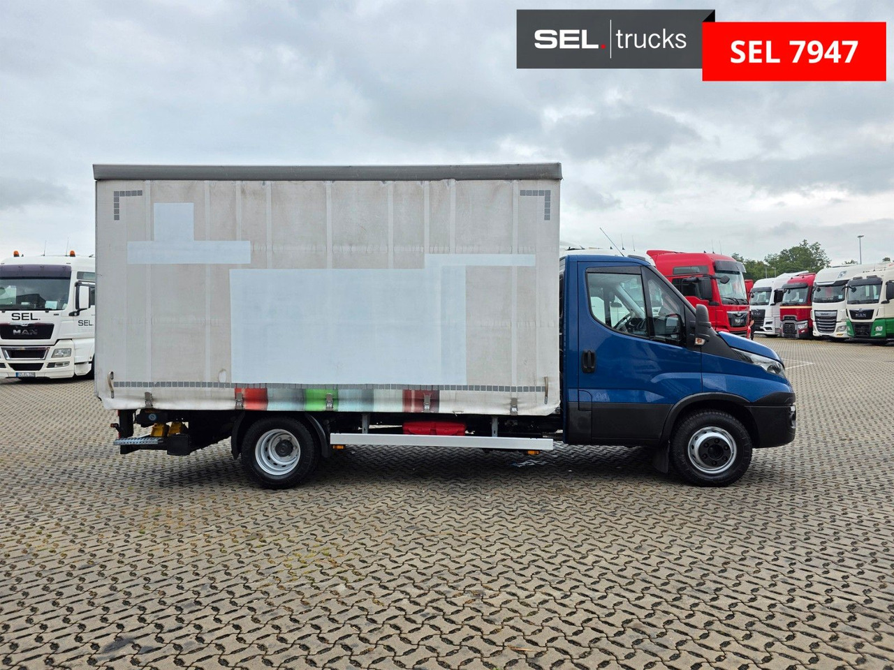 Iveco Daily 70C18 Hi-Matic / Ladebordwand / 3 Sitzen - Dostavno vozilo s ponjavo: slika 4 Iveco Daily 70C18 Hi-Matic / Ladebordwand / 3 Sitzen - Dostavno vozilo s ponjavo: slika 4