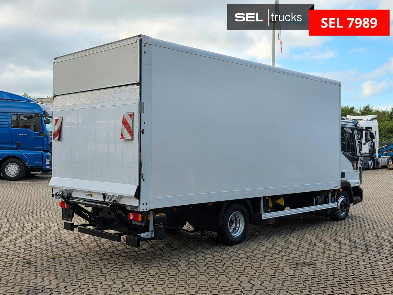 Iveco Eurocargo 75-190 /Ladebordwand / 3 Sitzen / 6D - Dostavno vozilo z zabojnikom: slika 5 Iveco Eurocargo 75-190 /Ladebordwand / 3 Sitzen / 6D - Dostavno vozilo z zabojnikom: slika 5