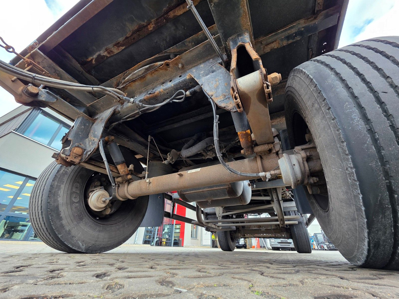 Plato/ Tovorna prikolica Schmitz Cargobull Gotha APR 18 / Baustoff: slika 21