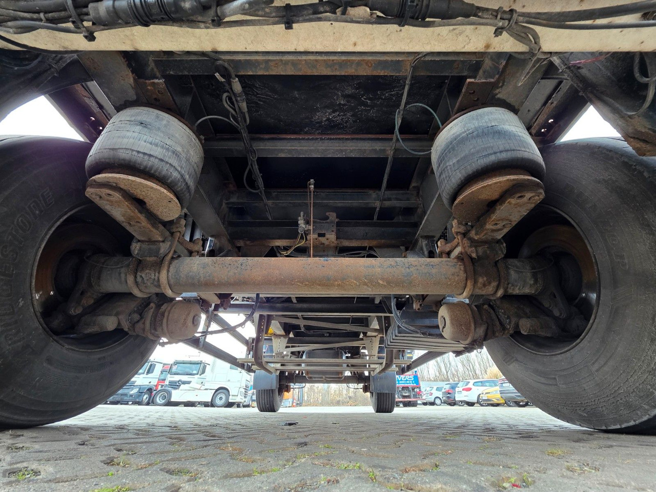 Plato/ Tovorna prikolica Schmitz Cargobull Gotha APR 18 / Baustoff: slika 23