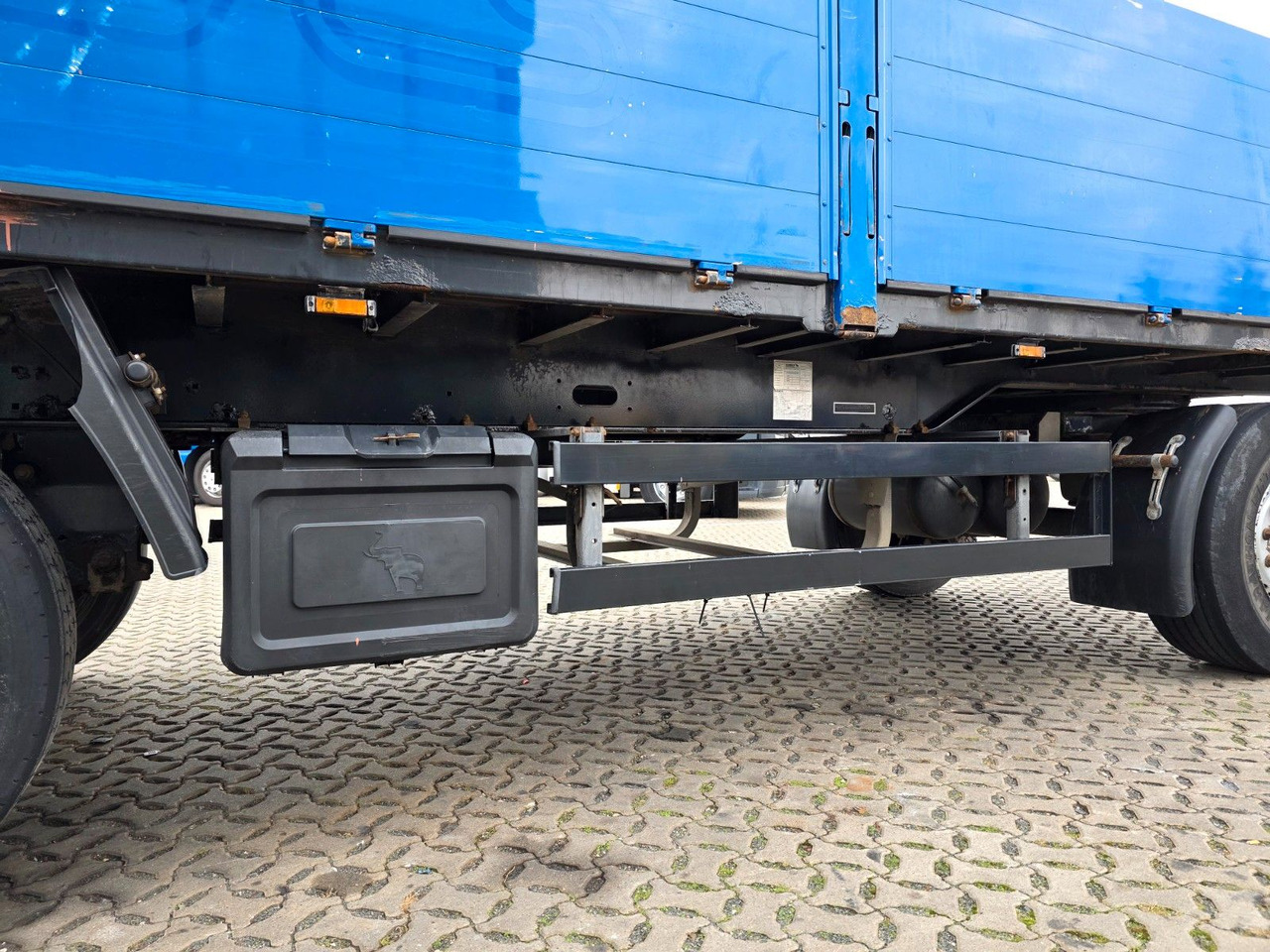 Plato/ Tovorna prikolica Schmitz Cargobull Gotha APR 18 / Baustoff: slika 14