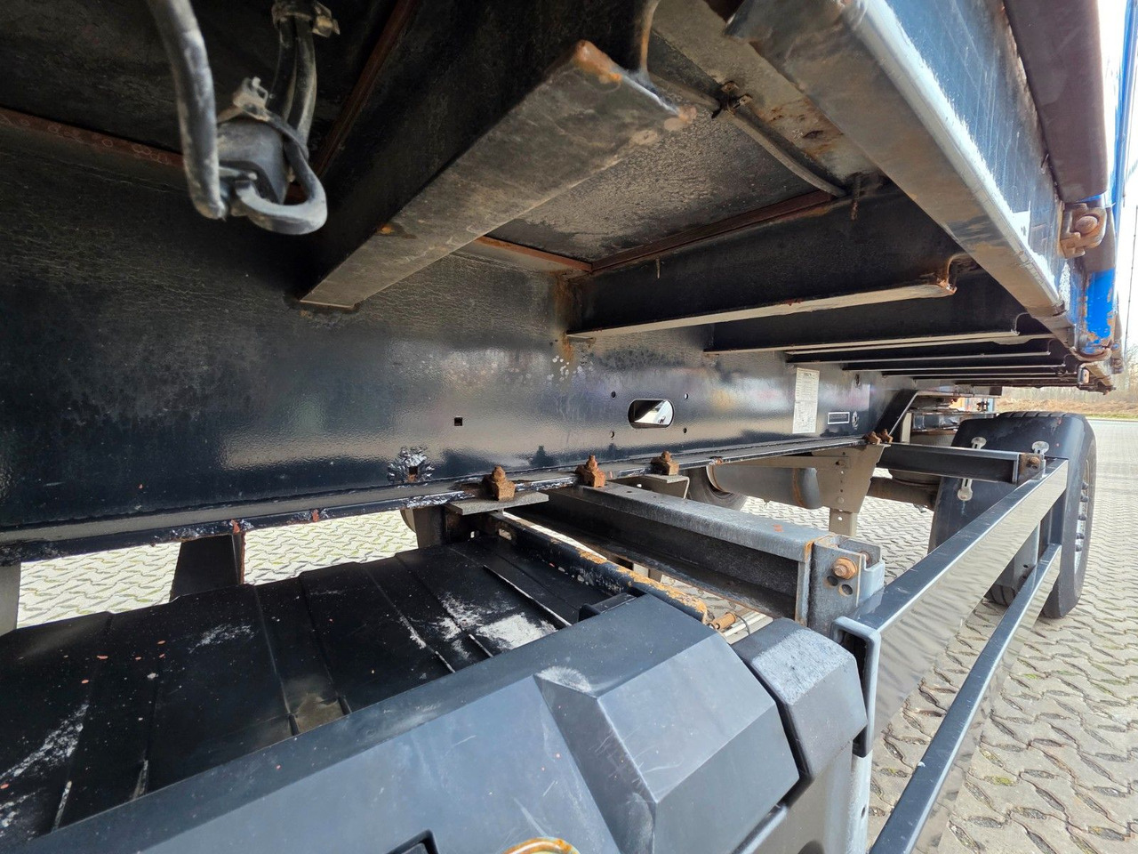 Plato/ Tovorna prikolica Schmitz Cargobull Gotha APR 18 / Baustoff: slika 15