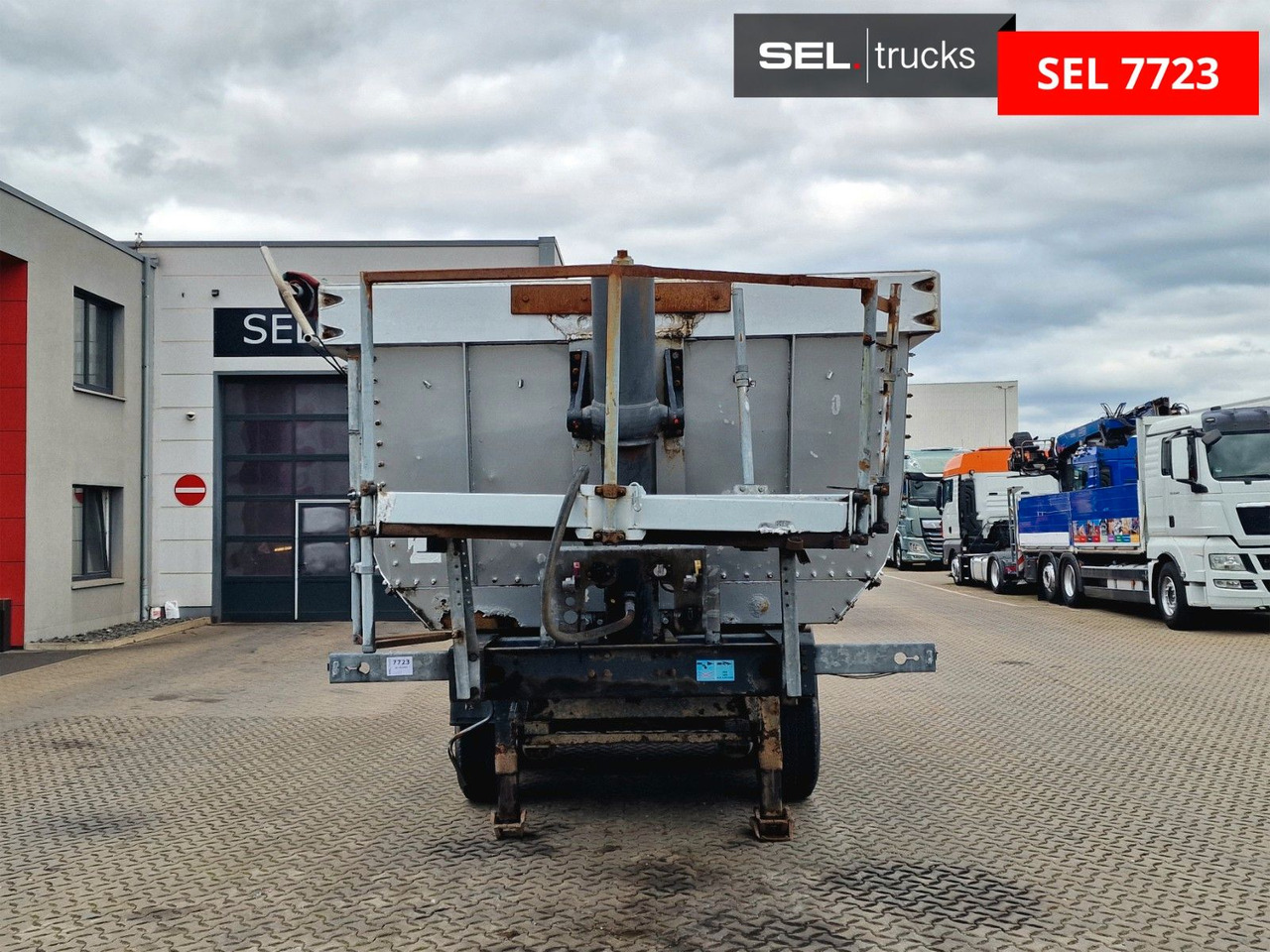 Schmitz Cargobull SKI 24 - 7.2 / Liftachse - Kiper polprikolica: slika 2 Schmitz Cargobull SKI 24 - 7.2 / Liftachse - Kiper polprikolica: slika 2