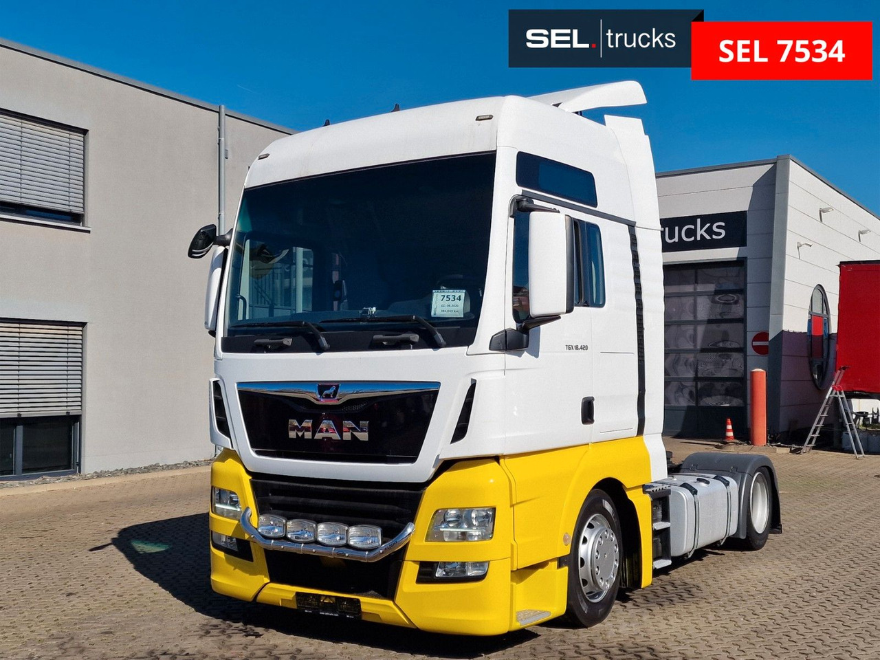 MAN TGX 18.420 4X2 LLS-U / 2 Tanks - Vlačilec: slika 1 MAN TGX 18.420 4X2 LLS-U / 2 Tanks - Vlačilec: slika 1