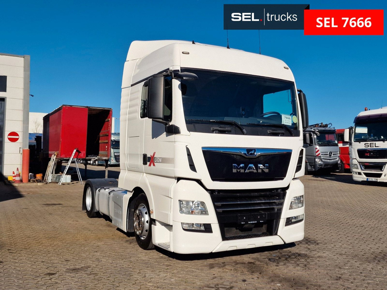 MAN TGX 18.460 4X2 LLS-U / Retarder / 2 Tanks - Vlačilec: slika 3 MAN TGX 18.460 4X2 LLS-U / Retarder / 2 Tanks - Vlačilec: slika 3