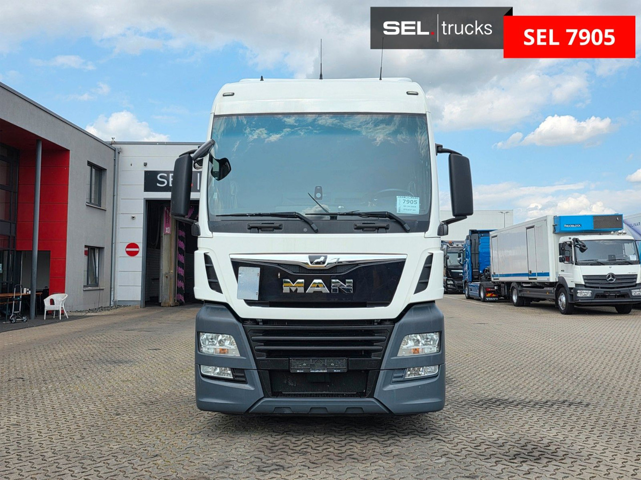 MAN TGX 18.460 4X2 LLS-U / Retarder - Vlačilec: slika 2 MAN TGX 18.460 4X2 LLS-U / Retarder - Vlačilec: slika 2
