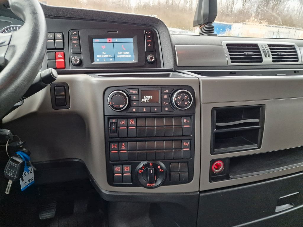 Vlačilec MAN TGX 18.460 4X2 LLS-U / Retarder / Standklimaanla: slika 25