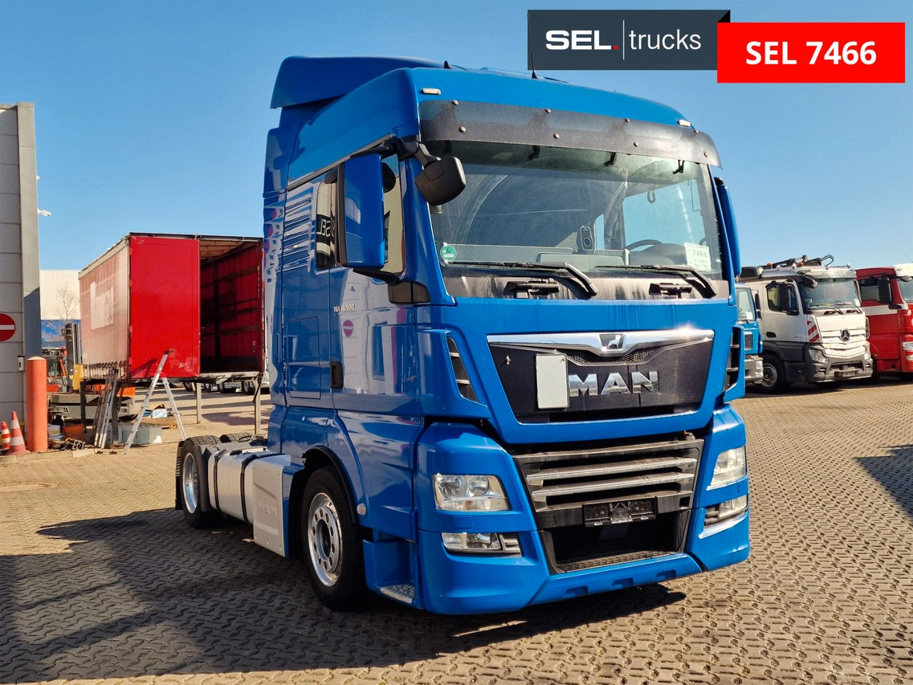MAN TGX 18.500 4X2 LLS-U / Standklima / Xenon / Navi - Vlačilec: slika 3 MAN TGX 18.500 4X2 LLS-U / Standklima / Xenon / Navi - Vlačilec: slika 3