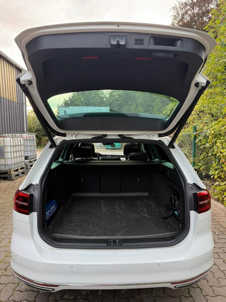 Volkswagen Passat Variant Highline BMT/Start-Stopp - Karavan: slika 4 Volkswagen Passat Variant Highline BMT/Start-Stopp - Karavan: slika 4