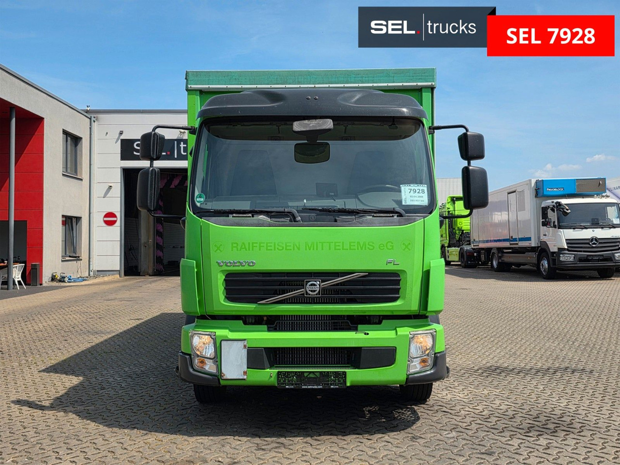 Volvo FL 240 - Tovornjak s ponjavo: slika 2 Volvo FL 240 - Tovornjak s ponjavo: slika 2