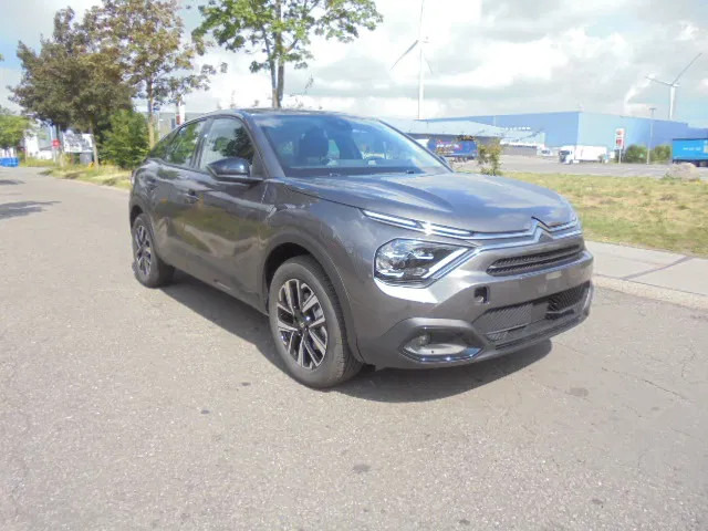 Citroën C4 1.2 TURBO NEW TAX FREE - Kombilimuzina: slika 3 Citroën C4 1.2 TURBO NEW TAX FREE - Kombilimuzina: slika 3