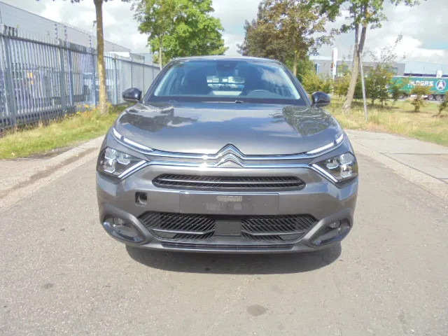 Citroën C4 1.2 TURBO NEW TAX FREE - Kombilimuzina: slika 2 Citroën C4 1.2 TURBO NEW TAX FREE - Kombilimuzina: slika 2