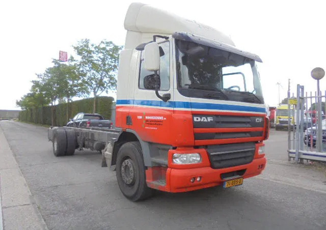 DAF CF 250 NL TRUCK - Tovornjak-šasija: slika 3 DAF CF 250 NL TRUCK - Tovornjak-šasija: slika 3
