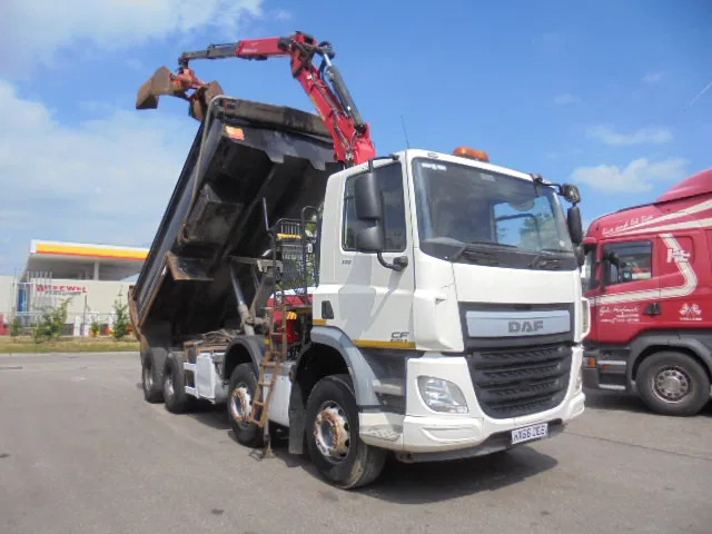 DAF CF 370 8X4 + PALFINGER EPSILON - Tovornjak prekucnik, Tovornjak z dvigalom: slika 3 DAF CF 370 8X4 + PALFINGER EPSILON - Tovornjak prekucnik, Tovornjak z dvigalom: slika 3