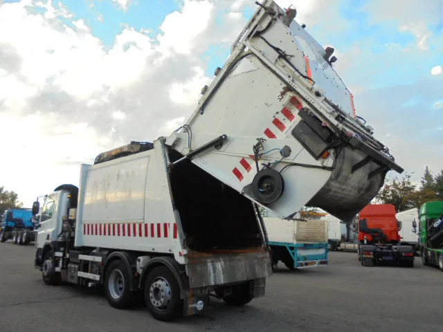DAF CF 75.250 6X2 - Smetarski tovornjak: slika 4 DAF CF 75.250 6X2 - Smetarski tovornjak: slika 4