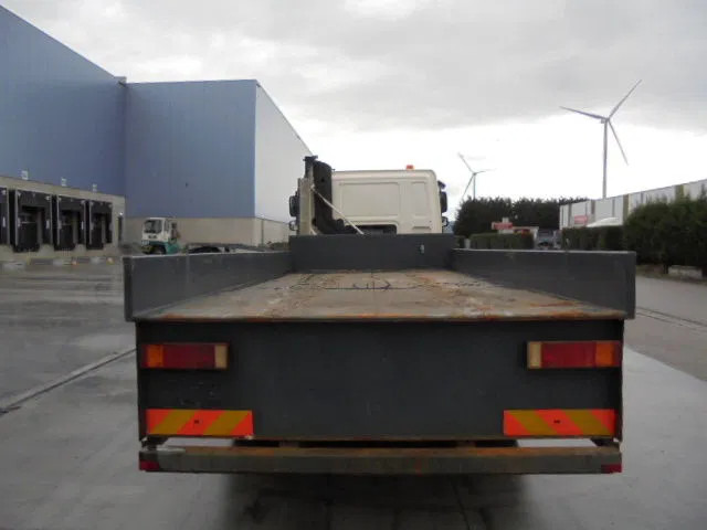 DAF CF 75 250 6X2 - Tovornjak s kesonom: slika 4 DAF CF 75 250 6X2 - Tovornjak s kesonom: slika 4