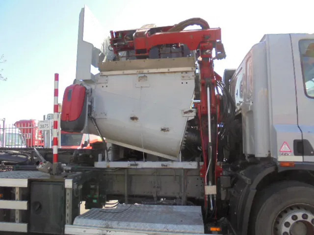DAF CF 75.310 FAN 6x2 NL TRUCK - Tovornjak-šasija: slika 4 DAF CF 75.310 FAN 6x2 NL TRUCK - Tovornjak-šasija: slika 4