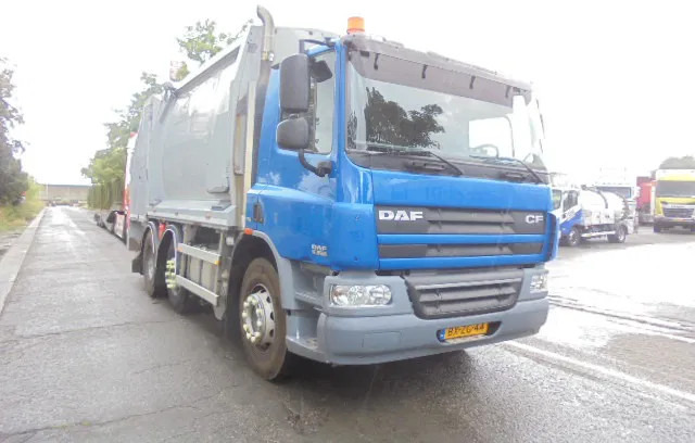 DAF CF 75 310 NL KENTEKEN TUV-APK 01-26 - Smetarski tovornjak: slika 3 DAF CF 75 310 NL KENTEKEN TUV-APK 01-26 - Smetarski tovornjak: slika 3