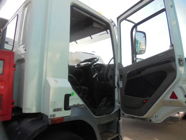 DAF FAN CF250 6X2 EEV - Smetarski tovornjak: slika 5 DAF FAN CF250 6X2 EEV - Smetarski tovornjak: slika 5